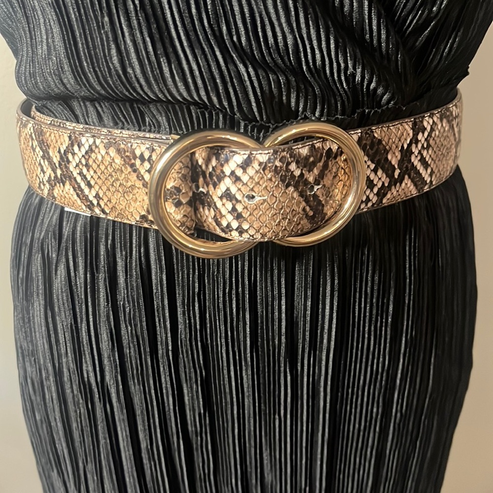 Express snake print belt